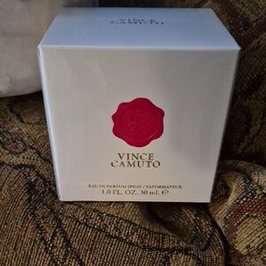 Vince Camuto Eau de Parfum 1.0 fl oz - Red and Gold